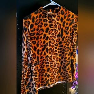 Cheetah print long sleeve shirt